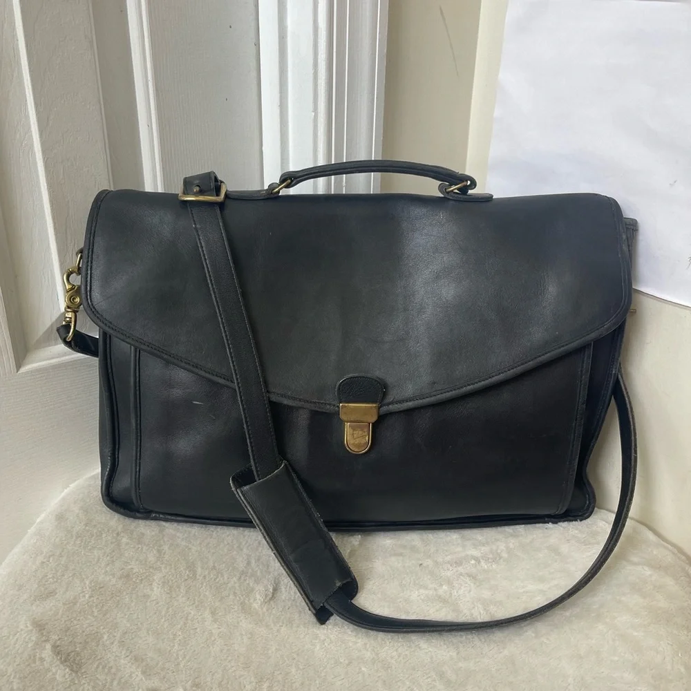 Coach Vintage Black Leather briefcase GUC